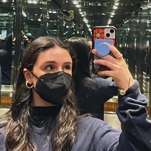 Meet your Posher, Becca